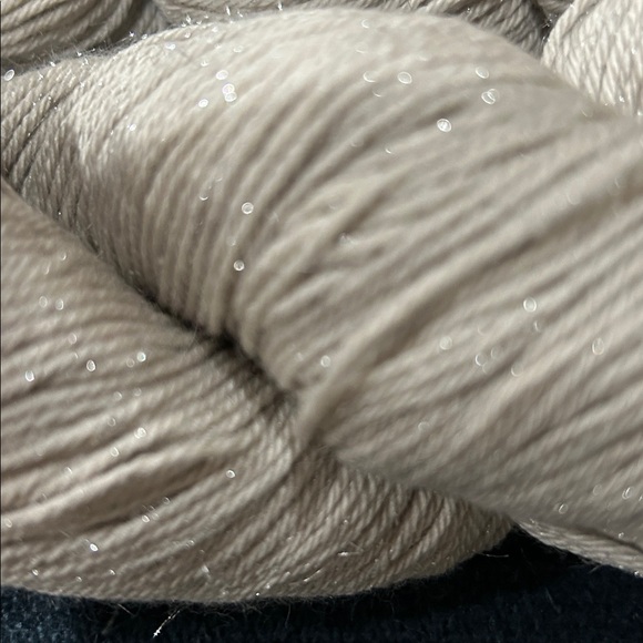 URU Yarn Sugared Sport by Knitcrate in Colorway ‘Diamond’. 2 Skein Lot - Picture 2 of 3